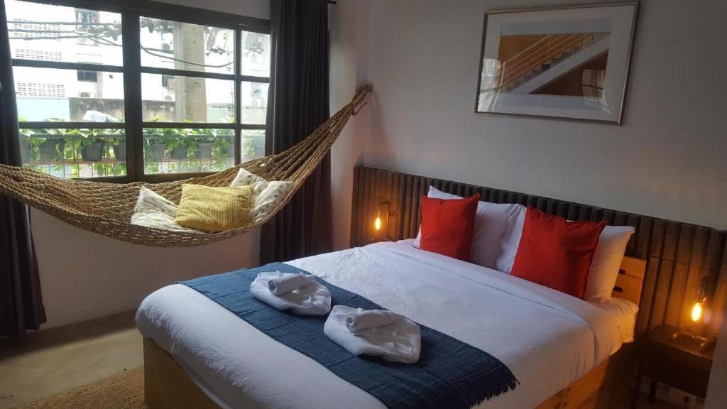 Haus Sathorn 11 Residence Bangkok Zewnętrze zdjęcie