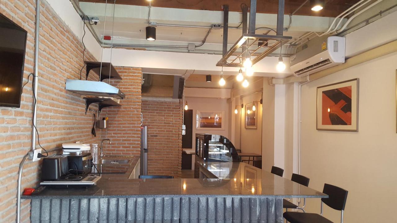 Haus Sathorn 11 Residence Bangkok Zewnętrze zdjęcie